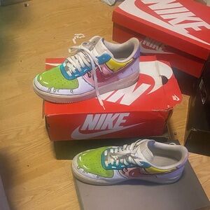 Nike Athletic Shoes in Green, Blue, and White